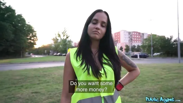 Jennifer Mendez'in Esmer ve Doğal Göğüsler ile POV Seks ve Sikiş Anları