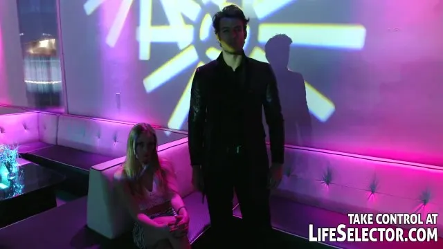 Life Selector'un Titjob Seks Sahnesinde Büyük Göğüsler
