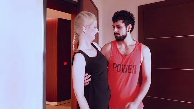 Sarışın Kızların Tutkulu ve Sert Seks ve Sikiş Anları