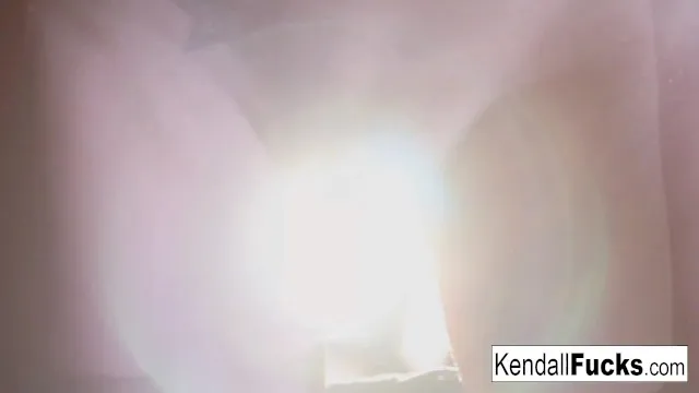 Kendall Karson'un Sert Sikiş Anları
