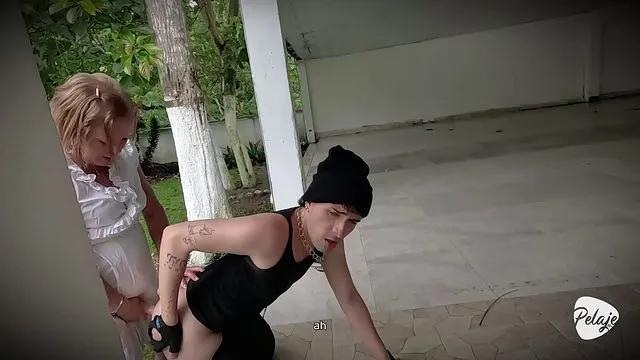 Eşcinsel Çek gençlerin açık hava seks videosu