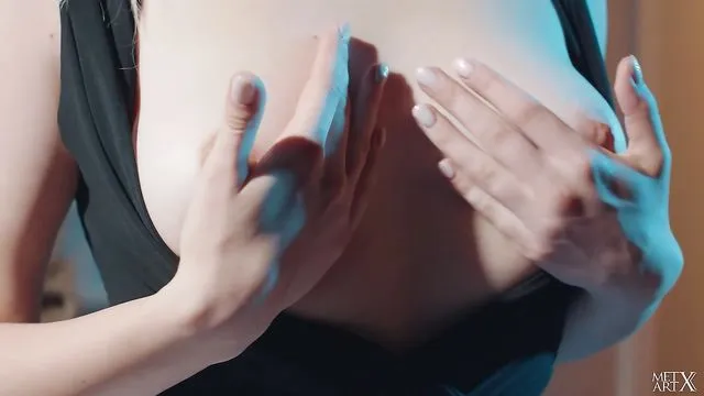 Jillean'in Harika Mastürbasyonu ve Porno Sahnesi